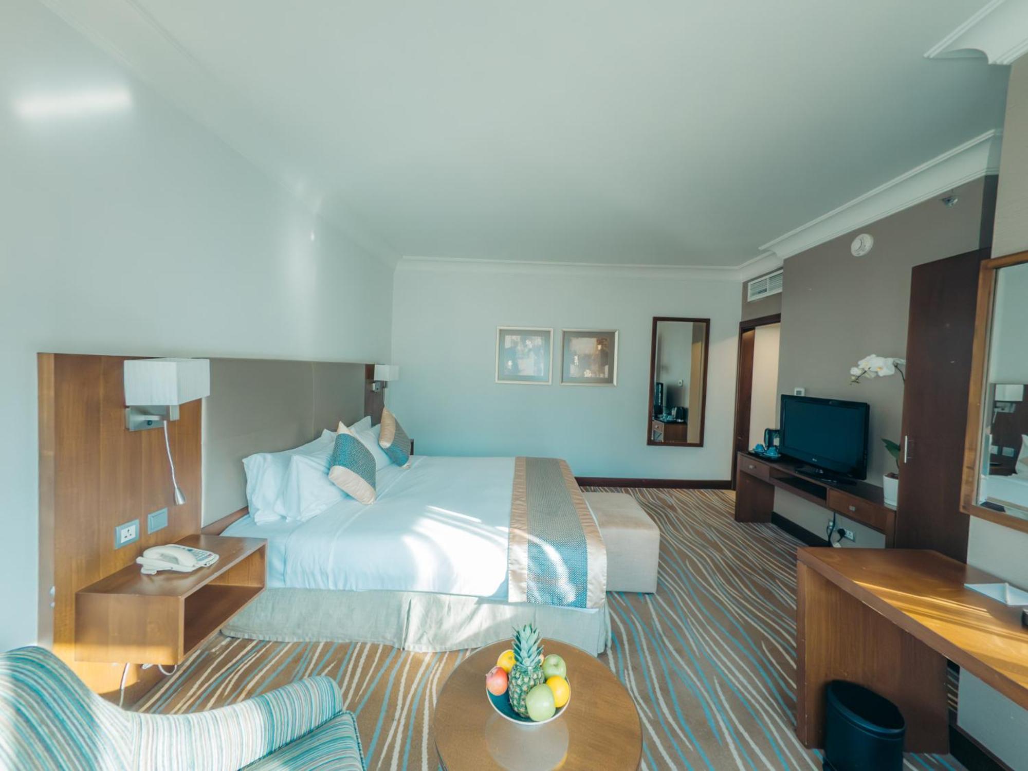 Copthorne Downtown By Millennium Hotel Abu Dhabi Exterior foto